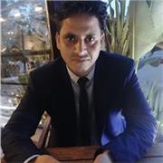 Ayant un master de recherche en langue et littérature et civilisation arabe, je donne des cours particuliers en arabe pour adultes à Paris.